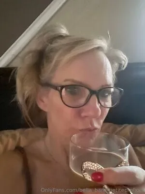 Bella Bare Petiteprofxxx OnlyFans Leaked Free Thumbnail Picture - #9Voijx7wjf