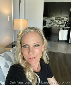 Bella Bare Petiteprofxxx OnlyFans Leaked Free Thumbnail Picture - #AMfCiaFndc