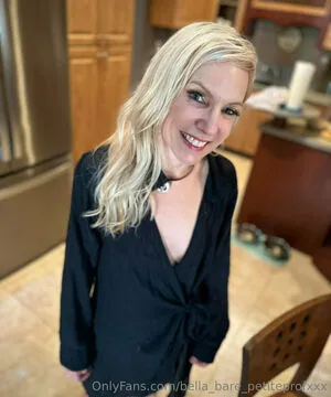 Bella Bare Petiteprofxxx OnlyFans Leaked Free Thumbnail Picture - #SZGM1pioHR