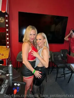 Bella Bare Petiteprofxxx OnlyFans Leaked Free Thumbnail Picture - #ez1WnaMwwC