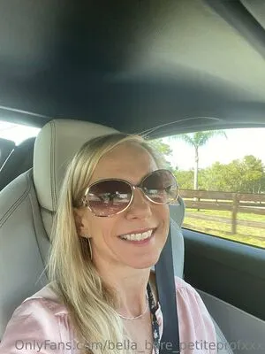 Bella Bare Petiteprofxxx OnlyFans Leaked Free Thumbnail Picture - #gt619UWAKw