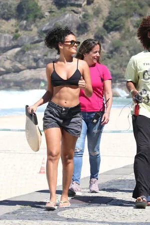 Bella Campos OnlyFans Leaked Free Thumbnail Picture - #BiNZIPSTdl