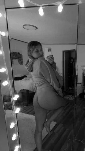 Bella Farn OnlyFans Leaked Free Thumbnail Picture - #JHVKme04ps