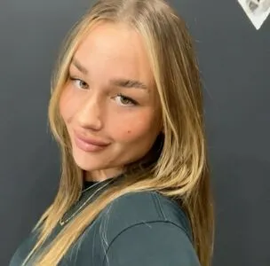 Bella Groves OnlyFans Leaked Free Thumbnail Picture - #mPVQlaxdn5