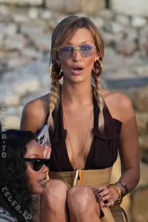 Bella Hadid OnlyFans Leaked Free Thumbnail Picture - #ClIByBFDyi