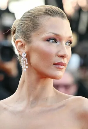 Bella Hadid OnlyFans Leaked Free Thumbnail Picture - #Er3Mjgyset