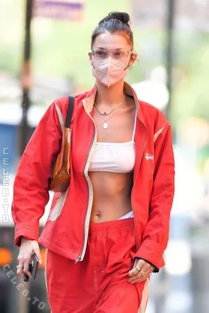 Bella Hadid OnlyFans Leaked Free Thumbnail Picture - #RvArMk9yFQ