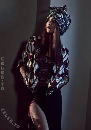 Bella Hadid OnlyFans Leaked Free Thumbnail Picture - #javD6AcEhf