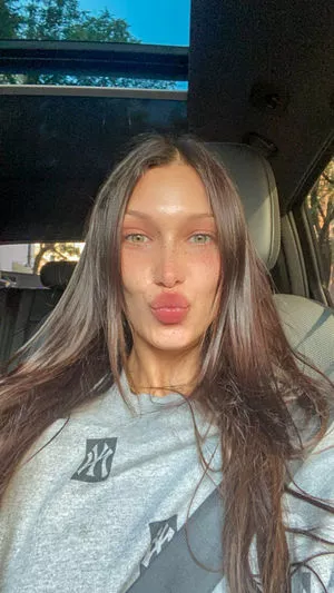 Bella Hadid OnlyFans Leaked Free Thumbnail Picture - #QyBboqr1RB