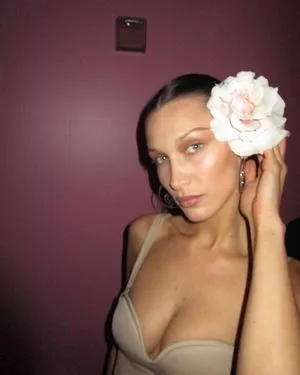 Bella Hadid OnlyFans Leaked Free Thumbnail Picture - #X9joJnXpkZ