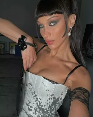 Bella Hadid OnlyFans Leaked Free Thumbnail Picture - #dl6LmHESwy