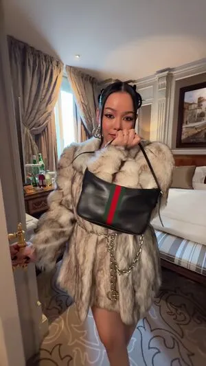 Bella Poarch OnlyFans Leaked Free Thumbnail Picture - #mL5aevW7xL