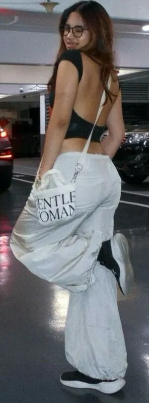 Bella Resado OnlyFans Leaked Free Thumbnail Picture - #i49I8TvKfK