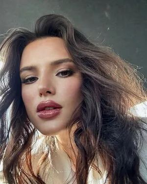 Bella Thorne OnlyFans Leaked Free Thumbnail Picture - #0Q2lLpNHCK
