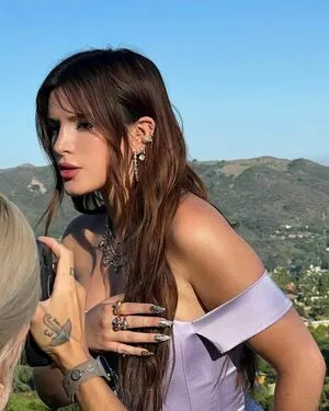 Bella Thorne OnlyFans Leaked Free Thumbnail Picture - #5UJn5Hud3H