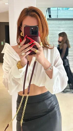 Bella Thorne OnlyFans Leaked Free Thumbnail Picture - #6fui7kd3w7