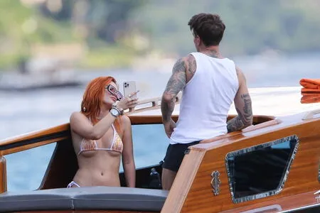 Bella Thorne OnlyFans Leaked Free Thumbnail Picture - #E8KOZ9HpEp
