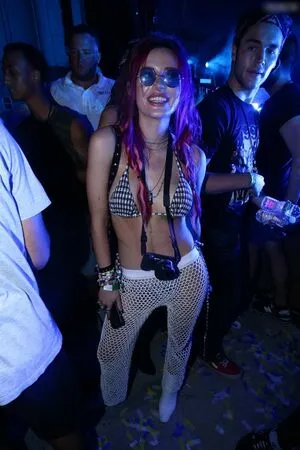 Bella Thorne OnlyFans Leaked Free Thumbnail Picture - #X3qqNgEE7l