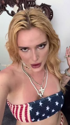 Bella Thorne OnlyFans Leaked Free Thumbnail Picture - #Gpn8nc2LOc