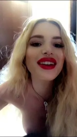 Bella Thorne OnlyFans Leaked Free Thumbnail Picture - #KfiNJTQoSV