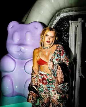 Bella Thorne OnlyFans Leaked Free Thumbnail Picture - #VfM4J3OFej