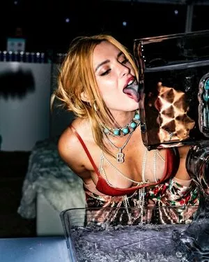 Bella Thorne OnlyFans Leaked Free Thumbnail Picture - #ca1yYILsxK