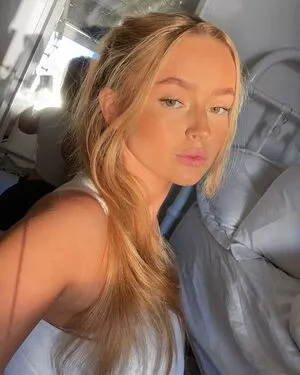 Bella Turner OnlyFans Leaked Free Thumbnail Picture - #dyipx8DWim