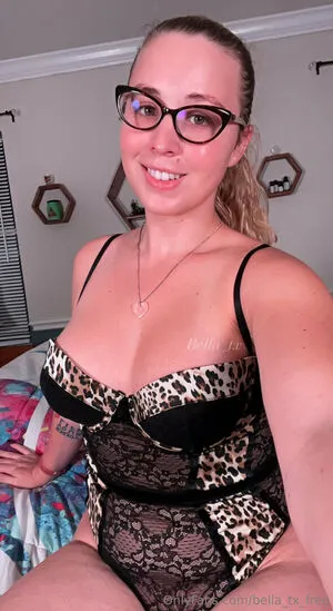 Bella Tx Free OnlyFans Leaked Free Thumbnail Picture - #ghV99H7GcK