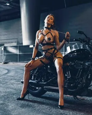 Bella White OnlyFans Leaked Free Thumbnail Picture - #3MzzkIStIN