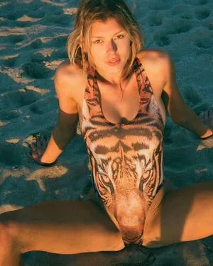 Bella White OnlyFans Leaked Free Thumbnail Picture - #eCV8EC6INC