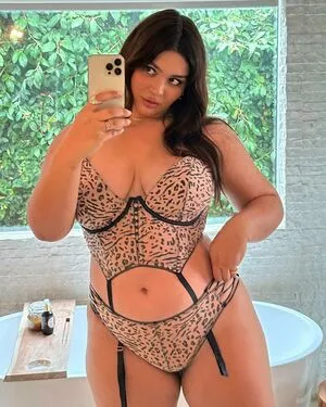 Bellaagolden OnlyFans Leaked Free Thumbnail Picture - #QC0EOFT4MW