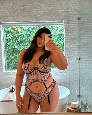 Bellaagolden OnlyFans Leaked Free Thumbnail Picture - #puG200zGI3
