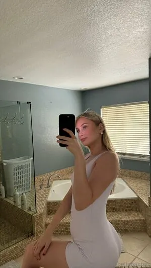 Bellabaxterr OnlyFans Leaked Free Thumbnail Picture - #2ZJ2DLPLqz