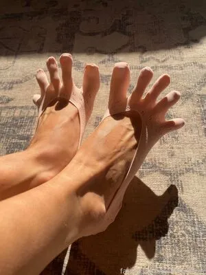 Bellabelleza OnlyFans Leaked Free Thumbnail Picture - #KKKMEhIell