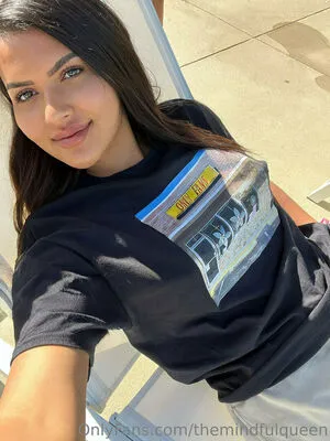 Bellabendss OnlyFans Leaked Free Thumbnail Picture - #1oOR3T3aMT
