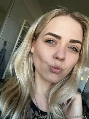 Bellablondofficial OnlyFans Leaked Free Thumbnail Picture - #2ZDJeVS6lg