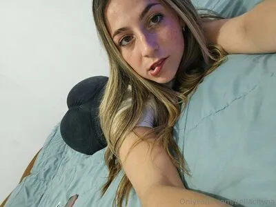 Bellachyna OnlyFans Leaked Free Thumbnail Picture - #0CCHXAsdrV