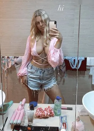 Bellafrancescaa OnlyFans Leaked Free Thumbnail Picture - #22B2hCO9eB