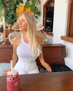 Bellafrancescaa OnlyFans Leaked Free Thumbnail Picture - #RTMNC5Z8fZ