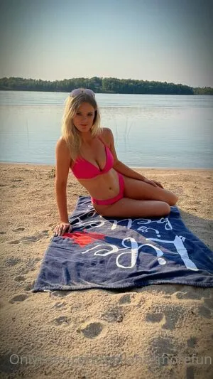 Bellahasmorefun OnlyFans Leaked Free Thumbnail Picture - #0dAPkAkWR1