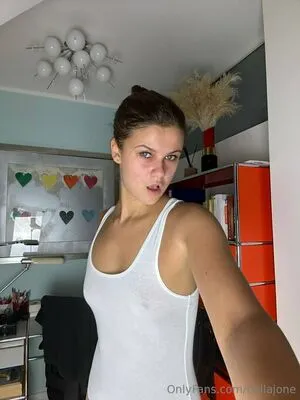 Bellajone OnlyFans Leaked Free Thumbnail Picture - #hidAlPsBLA