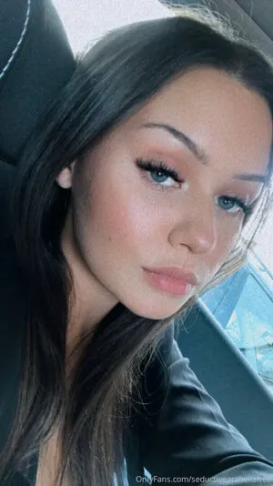 Bellalittlefree22 OnlyFans Leaked Free Thumbnail Picture - #6Gxw6GnZdm
