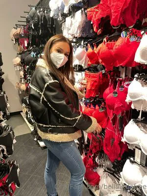 Bellalittlefree22 OnlyFans Leaked Free Thumbnail Picture - #72fMzJCtBY