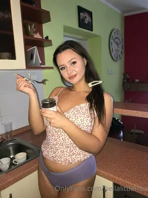 Bellalittlefree22 OnlyFans Leaked Free Thumbnail Picture - #QGAIxdJ1rJ