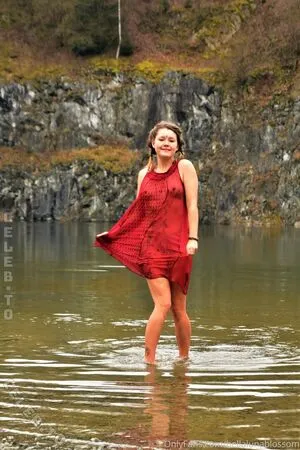 Bellalunablossom OnlyFans Leaked Free Thumbnail Picture - #CSAmkoZO6s