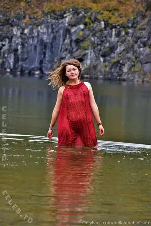 Bellalunablossom OnlyFans Leaked Free Thumbnail Picture - #Dkzk26Sipz