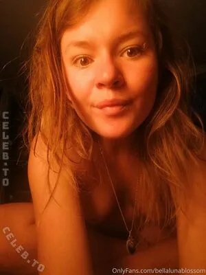 Bellalunablossom OnlyFans Leaked Free Thumbnail Picture - #Eidoyy9rLR