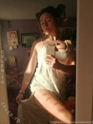Bellalunablossom OnlyFans Leaked Free Thumbnail Picture - #iH2twQF0aV
