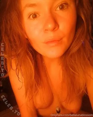 Bellalunablossom OnlyFans Leaked Free Thumbnail Picture - #wa5qZeCE3n