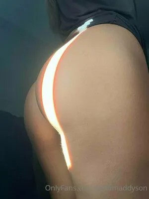 Bellamaddyson OnlyFans Leaked Free Thumbnail Picture - #7O7alV4Rs3